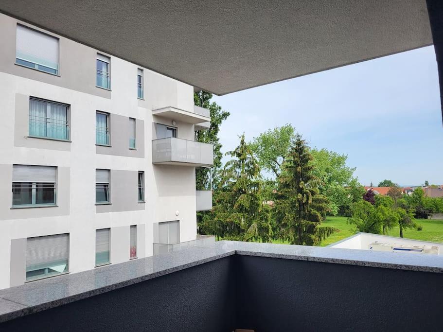 Novoureden Stan Apartment Velika Gorica Exterior foto